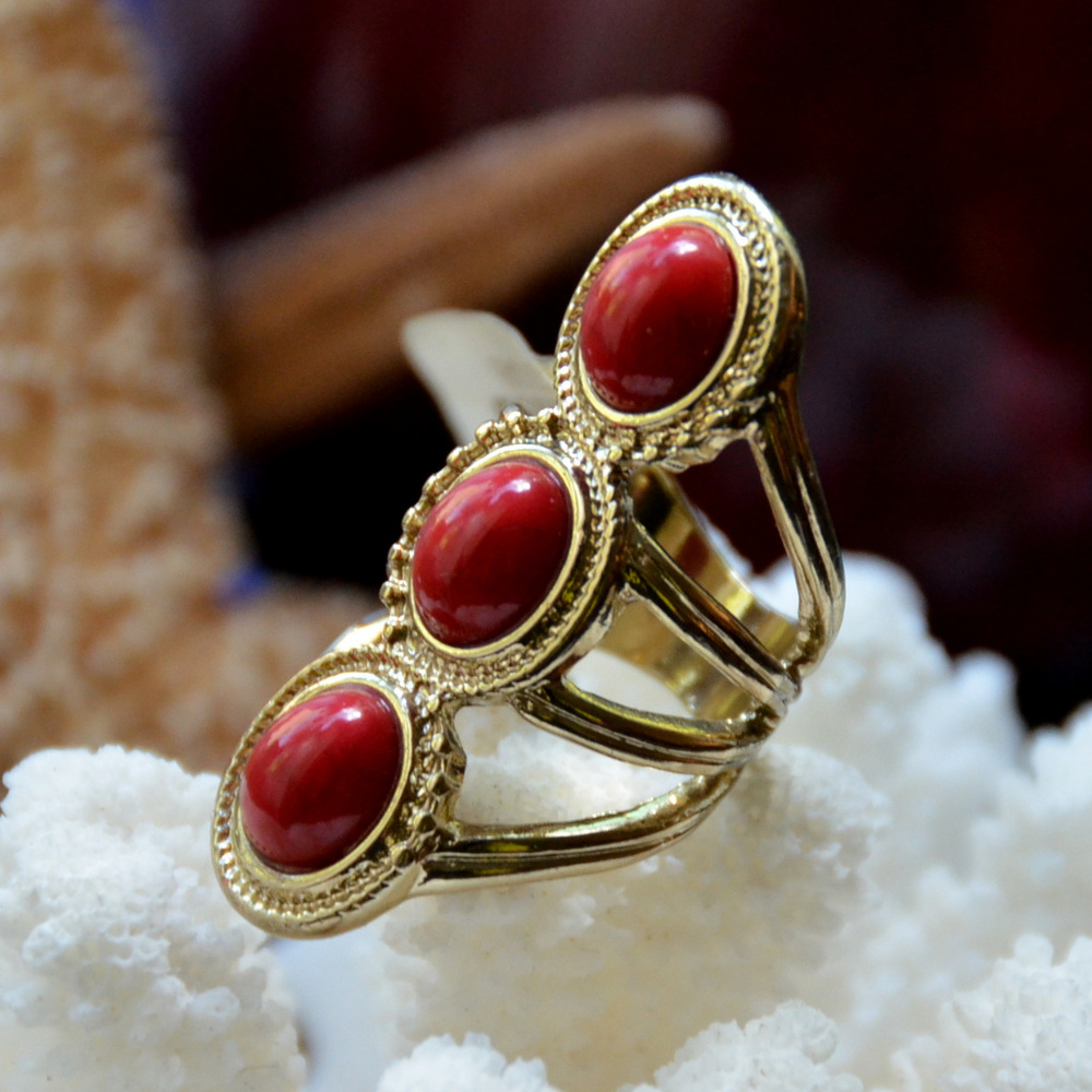 mackenzie ring triple red cabochon nwt gold plated